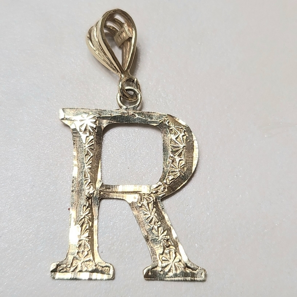10k Real Solid Gold Pendant. - Picture 3 of 12